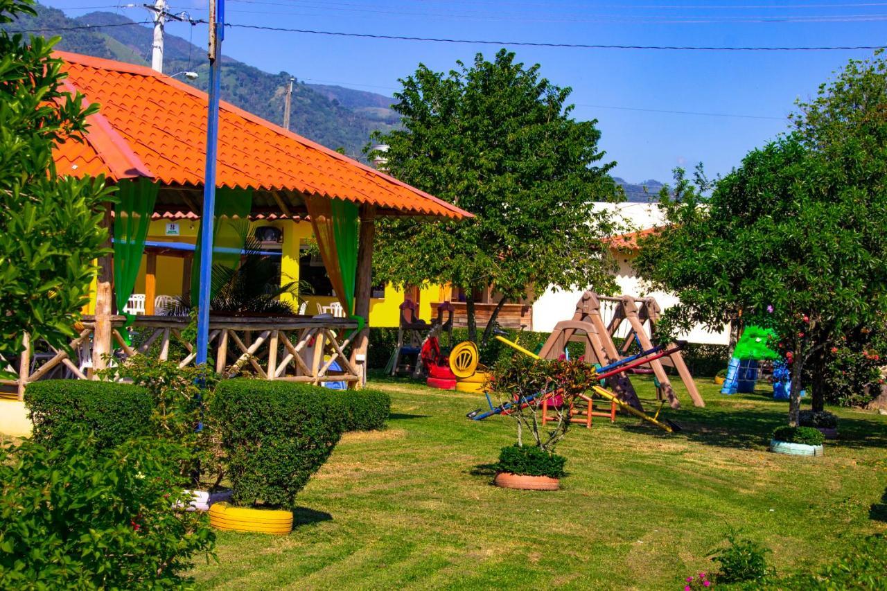Deluxe Suites Guacamayos - Eco-Lodge & Swimming Pool Bonao Dış mekan fotoğraf