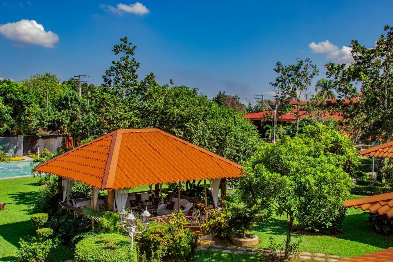 Deluxe Suites Guacamayos - Eco-Lodge & Swimming Pool Bonao Dış mekan fotoğraf